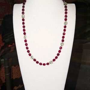 Vintage Red And Gray Crystal And Silver Tone Wire Necklace And Bracelet Set